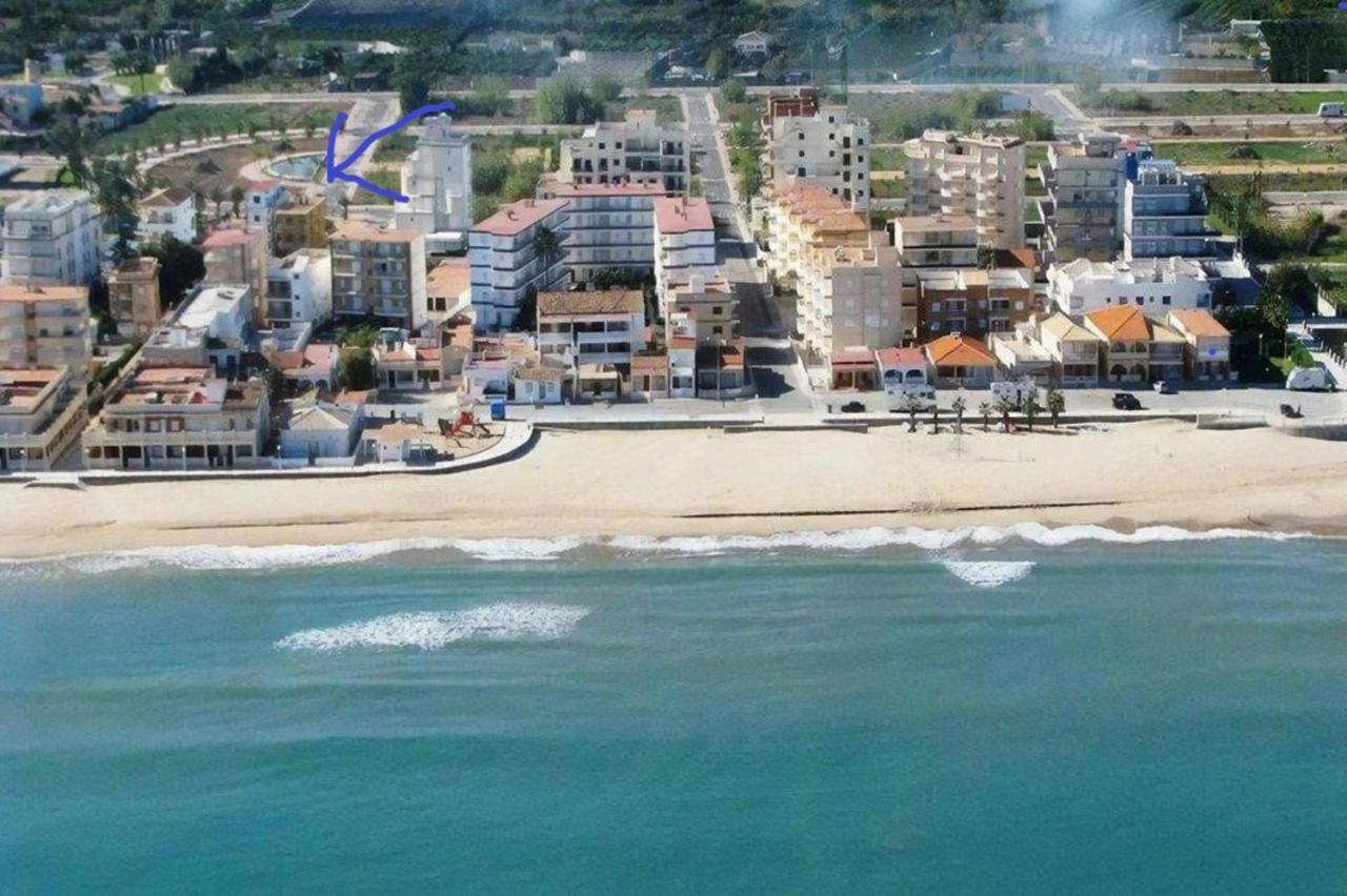 Piles - Apartment - Sleeps 7 - Parking - Seafront المظهر الخارجي الصورة