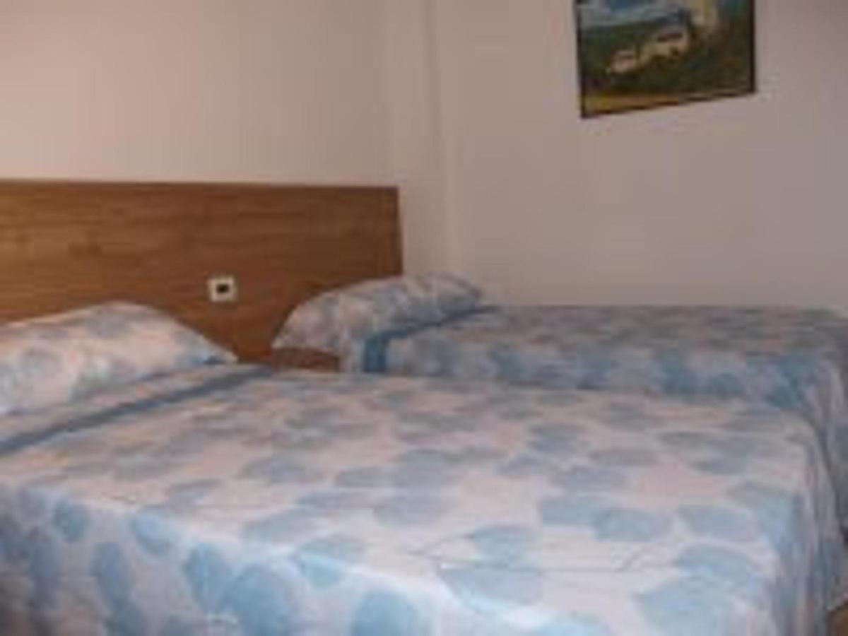 Piles - Apartment - Sleeps 7 - Parking - Seafront المظهر الخارجي الصورة