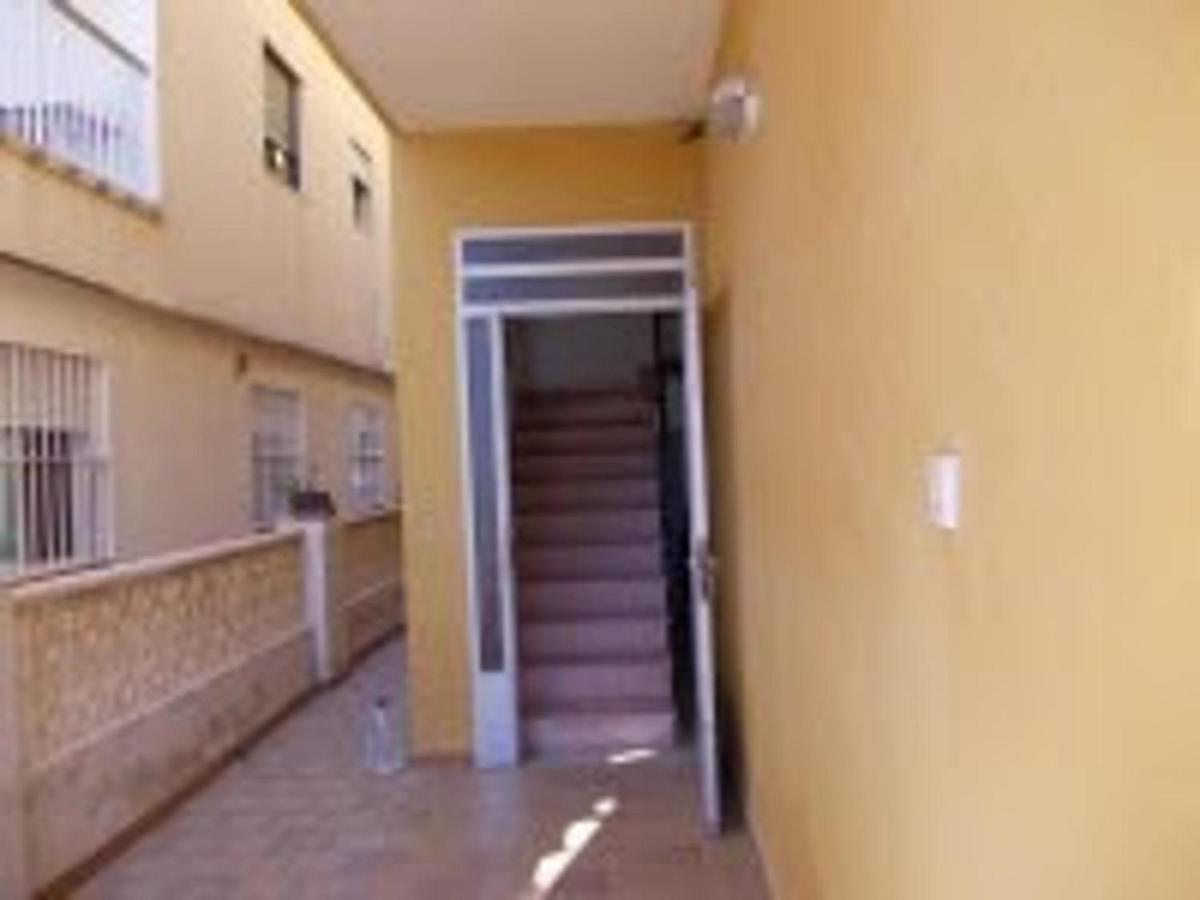 Piles - Apartment - Sleeps 7 - Parking - Seafront المظهر الخارجي الصورة